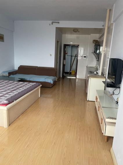 德城万达整租 阳光新天地1室0厅/53平/中楼层