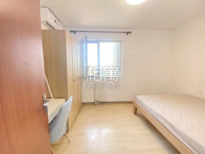 朝阳管庄合租 杨闸新村4室1厅/18平/高楼层