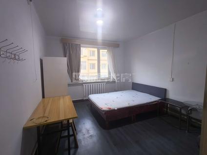 新城新华商圈整租 粮食局小区2室1厅/70平/中楼层