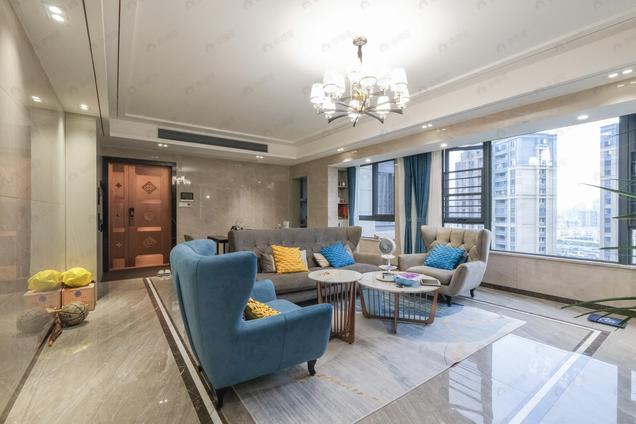 福州万达商圈，2018年花园式社区，法式宫殿建筑风格4室2厅 | 150.48㎡ | 东 南 | 阳光凡尔赛宫B区B2高楼层/共29层