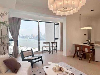 浦东前滩整租 晶耀名邸(二期)2室2厅/95平/中楼层