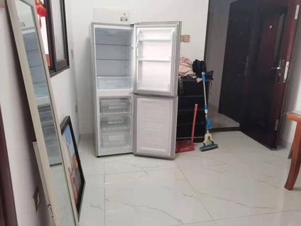 红谷滩凤凰洲整租 凤凰家园1室1厅/50平/高楼层