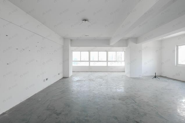 北京鼓五，电梯高层大两房，简单装修2室2厅 | 88.63㎡ | 西 北 | 皇岛中环高楼层/共18层