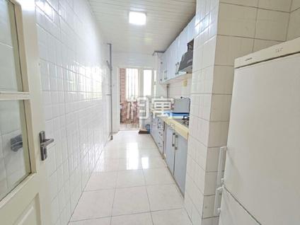 昌平回龙观合租 龙腾苑(三区)3室1厅/25平/中楼层