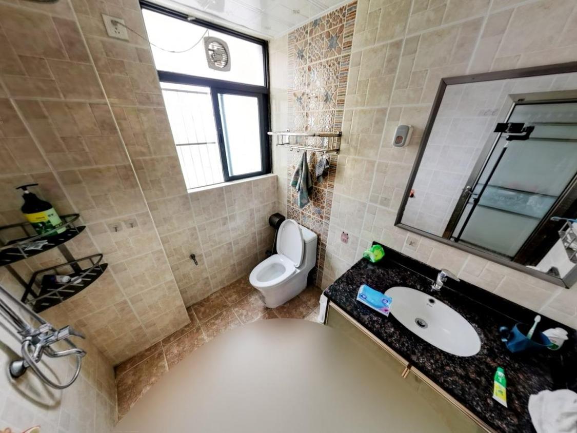 整租·依云水岸(三期)