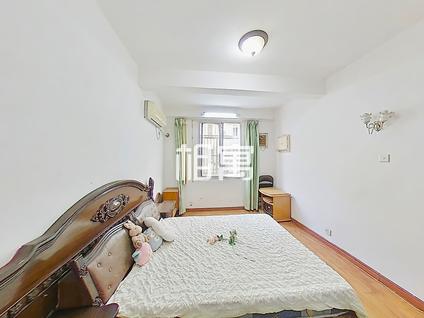 浦东陆家嘴整租 崂山四村1室1厅/35平/低楼层