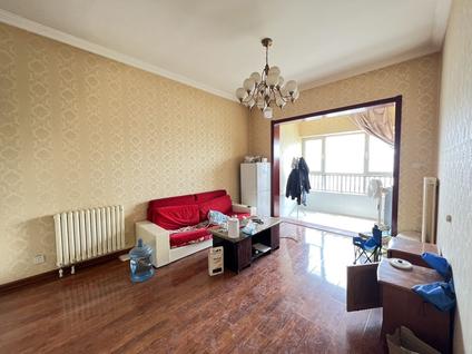 即墨创智新区整租 一山一墅1室2厅/68平/顶层