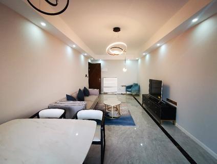 南岸南坪整租 和记黄埔御峰(三期)3室2厅/107平/高楼层