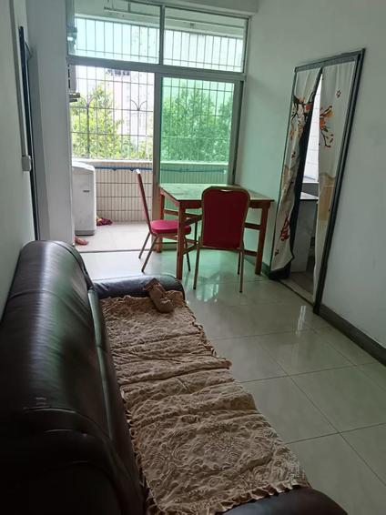 增城荔城中区整租 荔乡路2室1厅/70平/中楼层