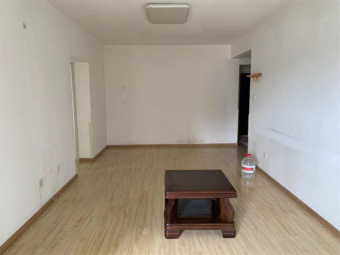 整租·华富瑞士名居