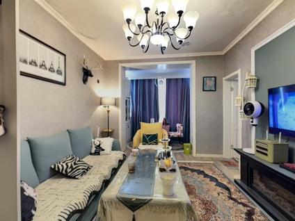 天山大湾整租 和顺花园1室1厅/53平/高楼层