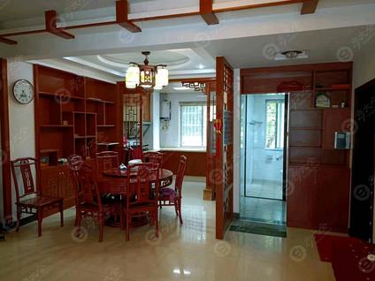 开发区恒盛科技园整租 弘雅新苑2室2厅/145平/低楼层