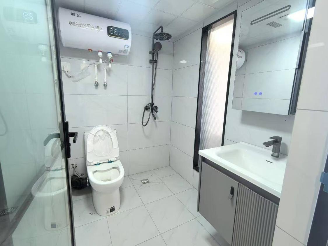 合租·藏龙福地