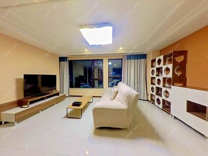 香洲南屏整租 华发新城(六期)1室1厅/70平/高楼层