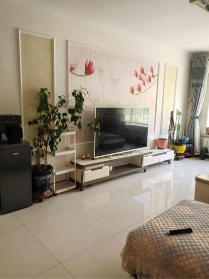 城西海湖新区整租 富兴花园3室2厅/140平/低楼层