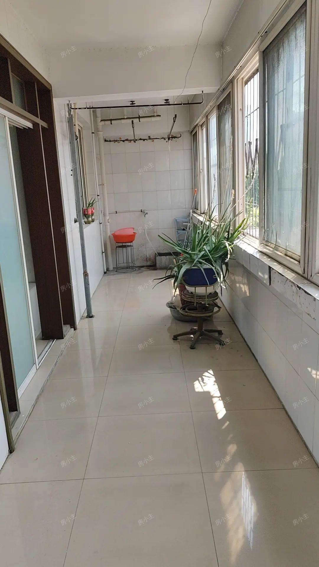 整租·金茂康桥华居皇营东区