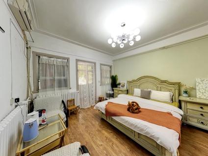 和平体育馆街整租 马场别墅3室2厅/100平/中楼层