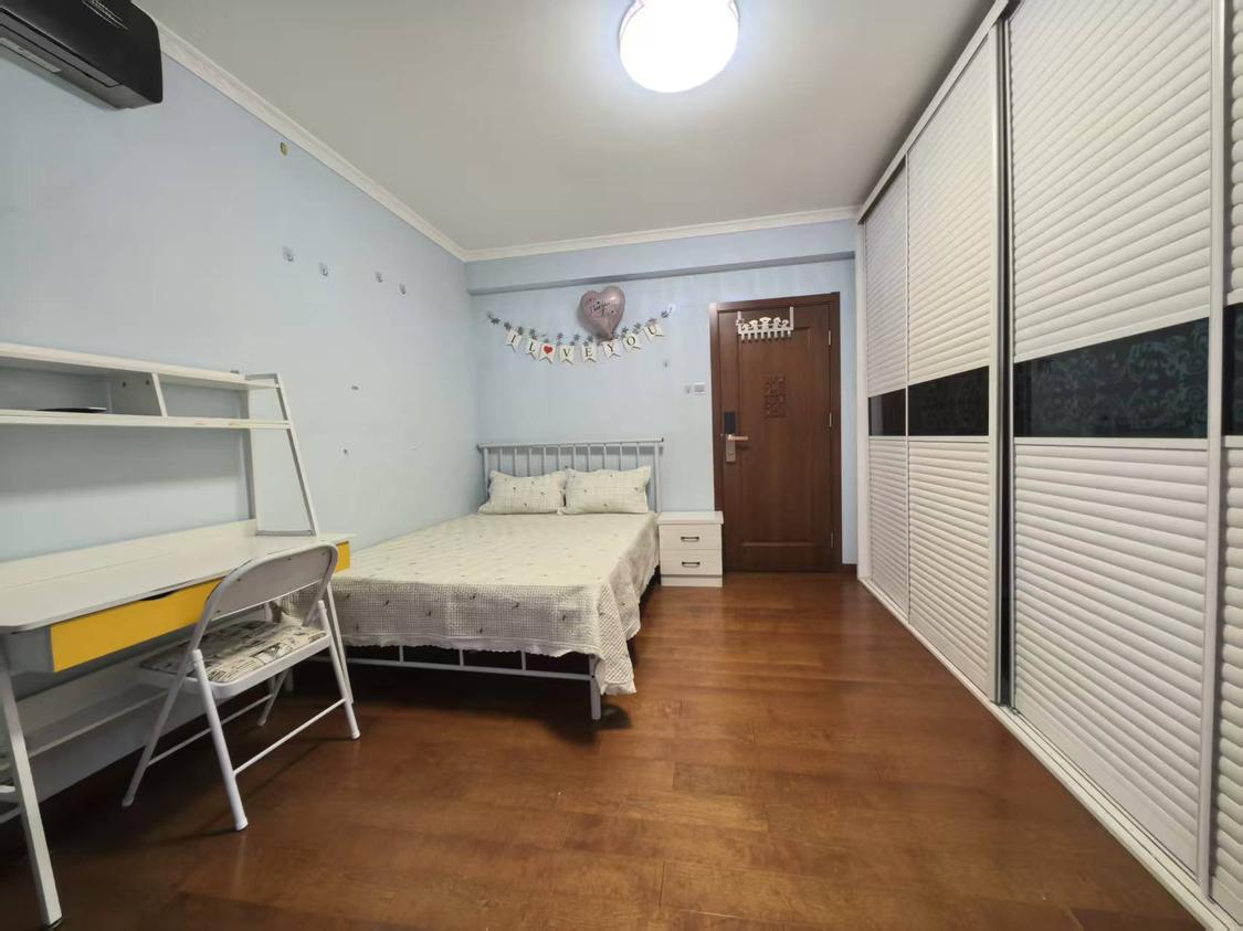 合租·领秀新硅谷