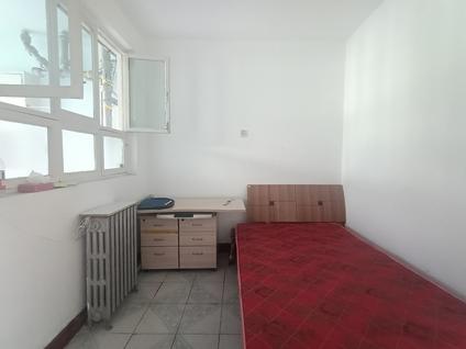 城关东方红广场整租 市规划局家属院1室1厅/60平/中楼层