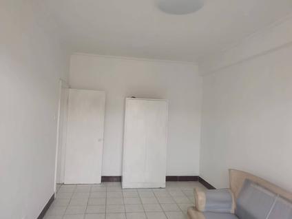 新华合作路整租 人行宿舍(国泰街)2室1厅/60平/顶层