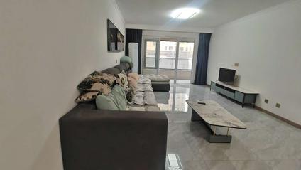 鄠邑鄠邑整租 御湖蓝湾3室2厅/135平/低楼层