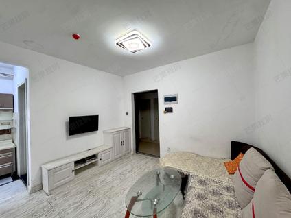 于洪丁香湖整租 广厦绿园1室1厅/62平/低楼层