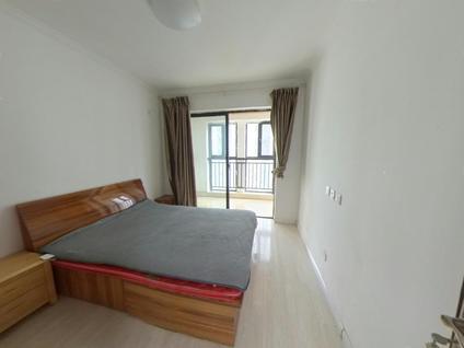 新城含元路整租 中天锦庭4室2厅/170平/中楼层