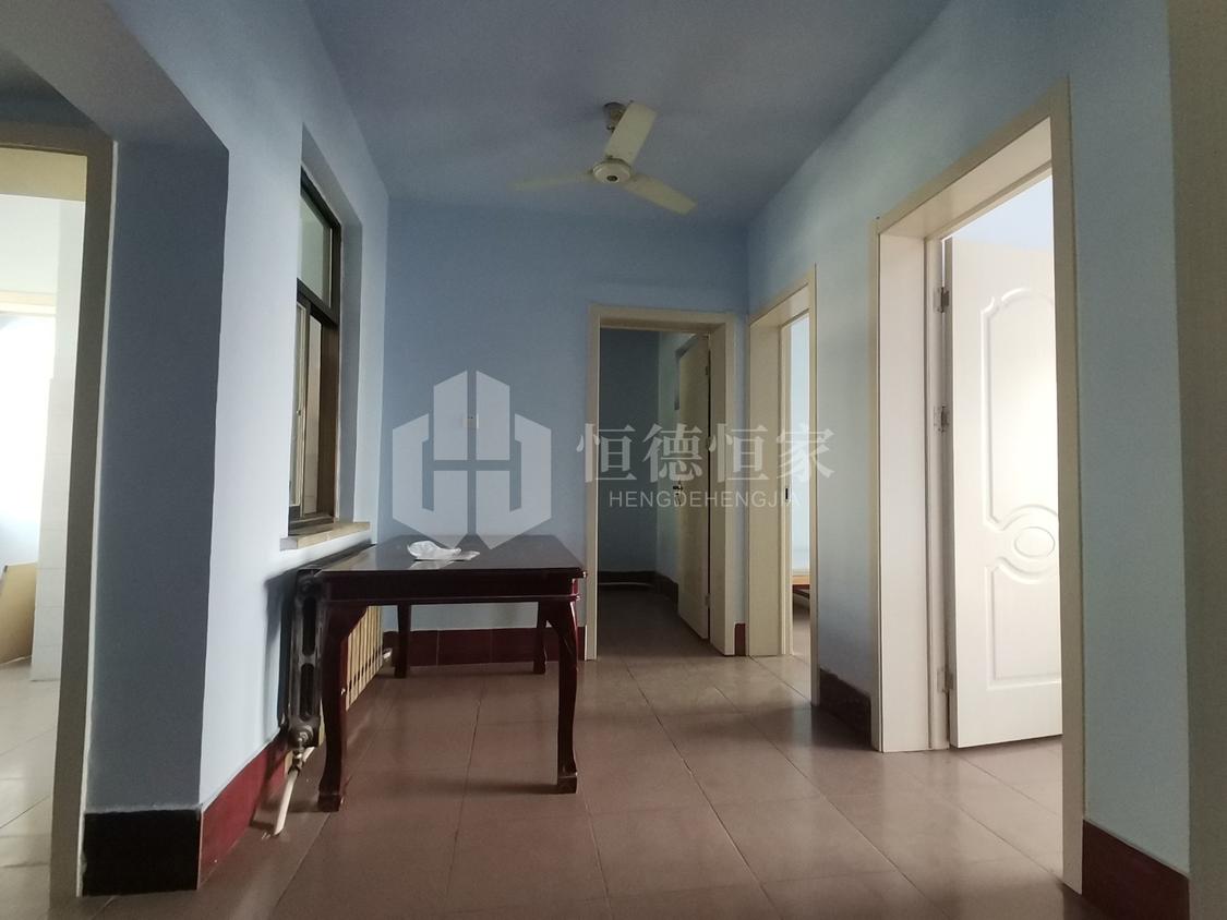 整租·泰山学院傲徕峰路宿舍区