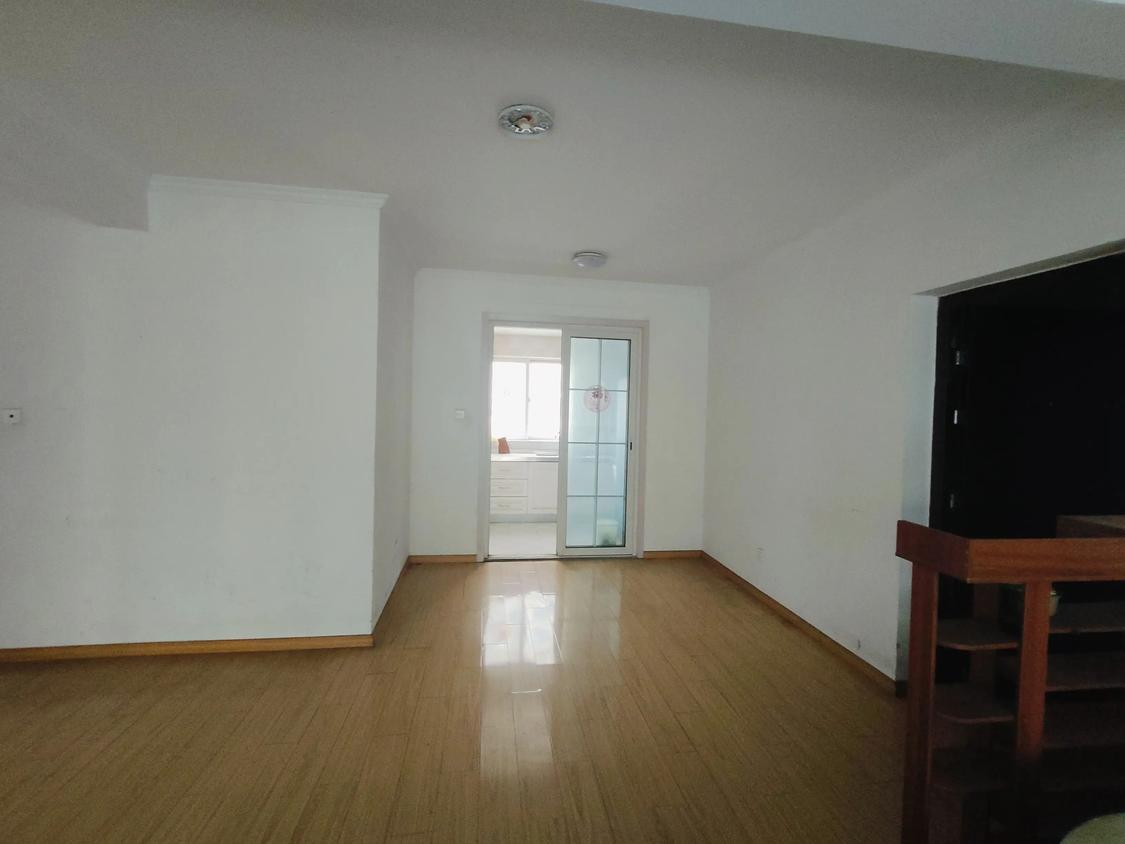 整租·荣盛兰亭苑