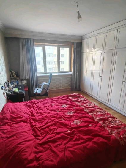 南岗工人文化馆整租 革新街2室1厅/72平/高楼层