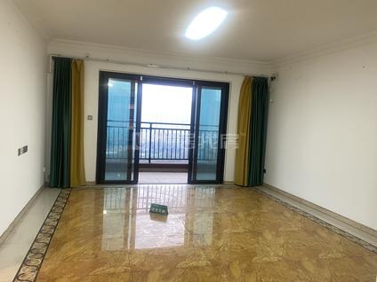 伍家岗东站整租 碧桂园凤凰城(C区)4室2厅/142平/高楼层