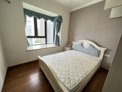 琼山国兴整租 海航豪庭(南苑五区)3室2厅/129平/高楼层