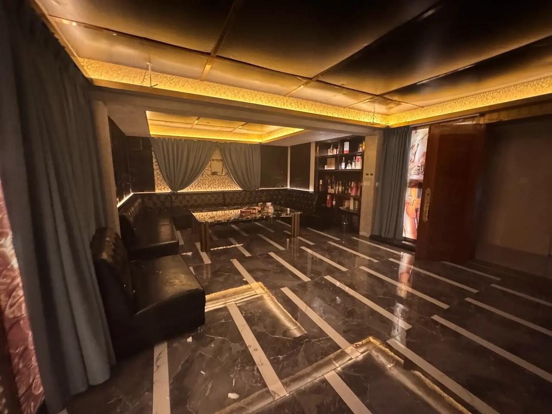 整租·东逸湾(六期)