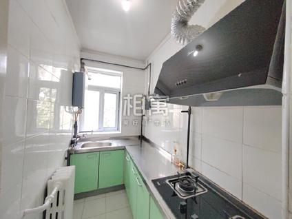 朝阳华威桥整租 潘道庙小区2室1厅/44平/高楼层