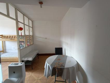 稀土高新区鹿港小镇整租 亚麻小区2室1厅/56平/中楼层