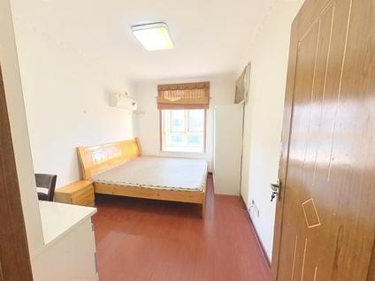 雨花台板桥新城整租 金叶花园3室1厅/120平/高楼层