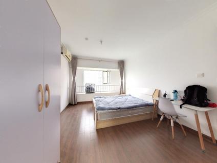 未央未央湖整租 碧桂园凤凰城(豪园)3室2厅/128平/高楼层