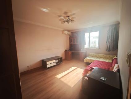 徐汇上海南站整租 金牛苑2室1厅/73平/高楼层