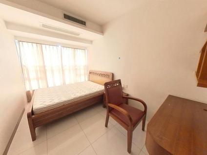 大岭山大岭山整租 金地格林上院4室2厅/141平/高楼层