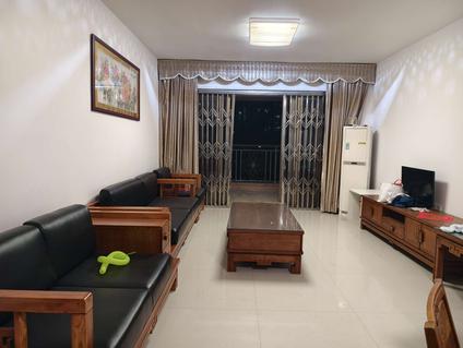 赤坎金沙湾片区整租 君临海岸4室2厅/145平/低楼层