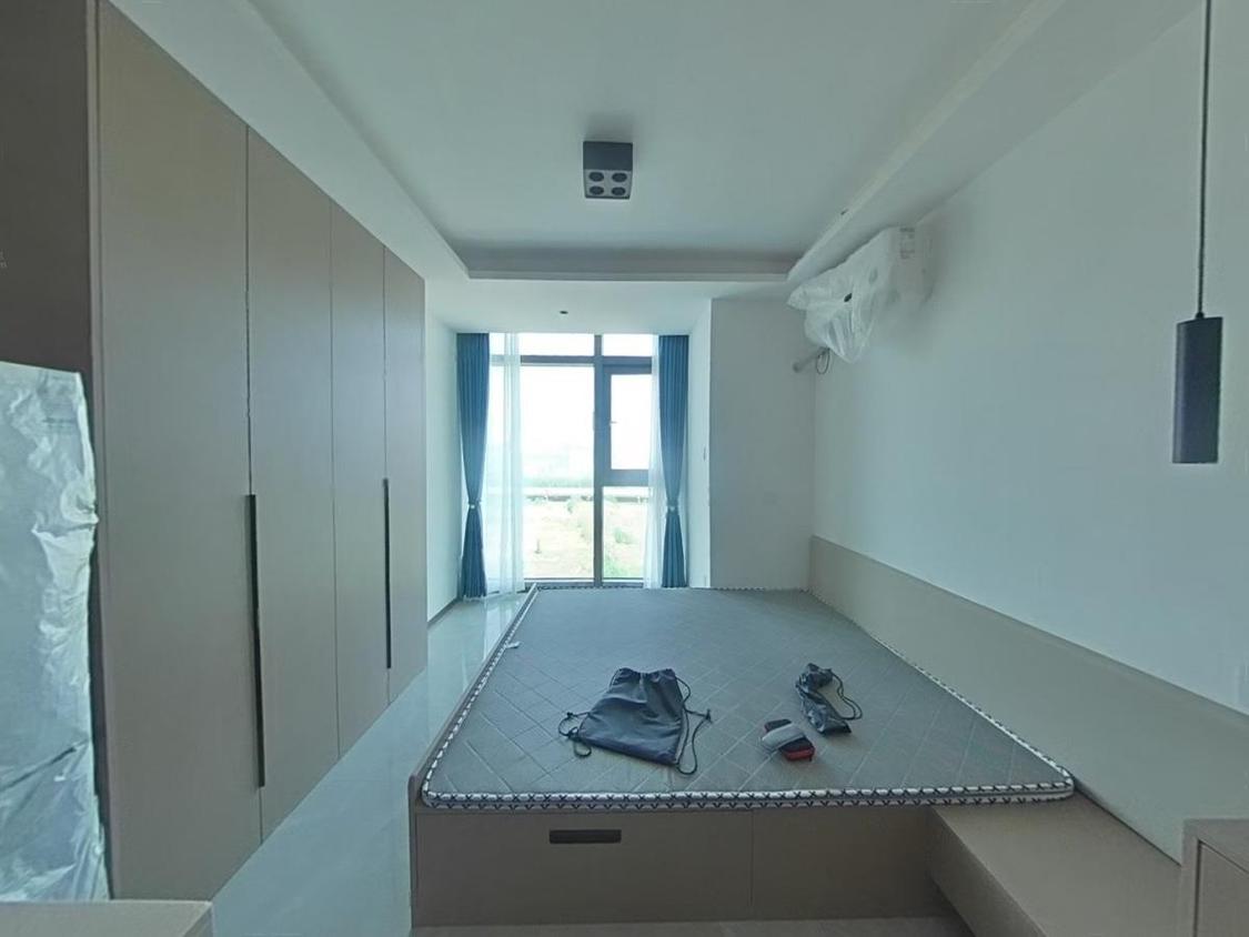 整租·OCT华侨城创想中心