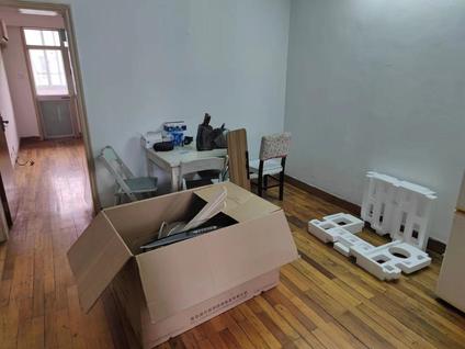 宝山大华整租 大华一村(华灵路510弄)2室1厅/72平/高楼层