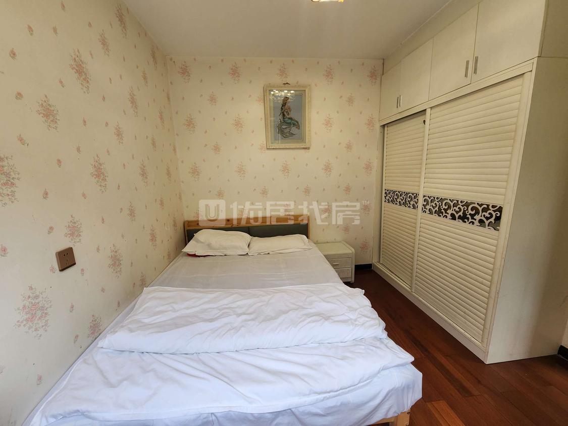 整租·华龙人家