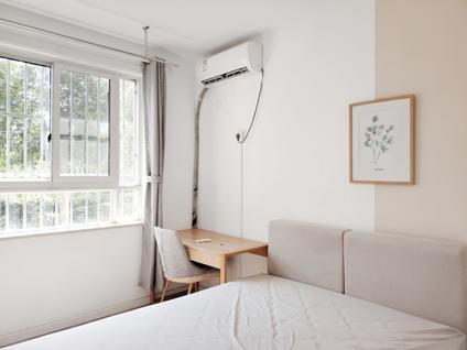 闵行莘庄合租 奥塞花园4室1厅/13平/低楼层