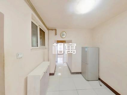 朝阳国贸CBD整租 金台里社区2室1厅/57平/低楼层