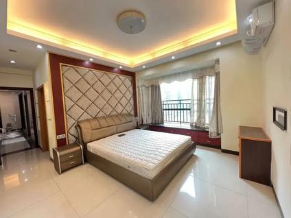 北京君汇华庭5室2厅178.71平低楼层/共31层