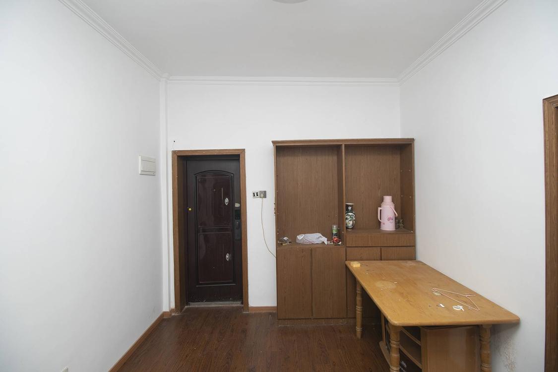 整租·省纺织原材料物资公司宿舍