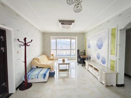 城西海湖新区整租 品尊尚居2室2厅/88平/高楼层