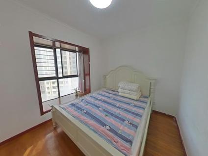 未央矿山路整租 华远海蓝城三期3室2厅/114平/中楼层