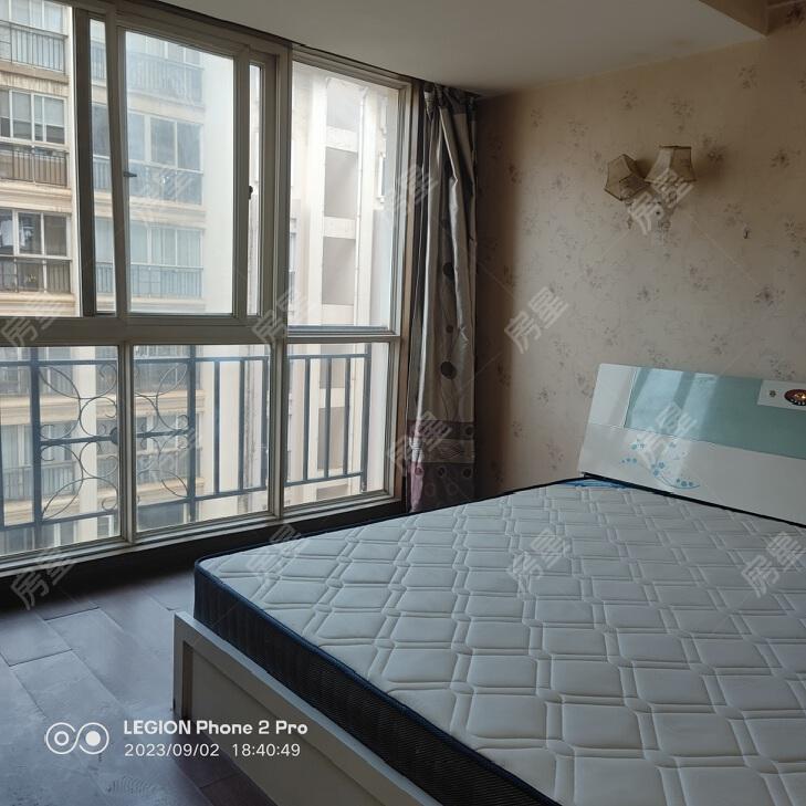 合租·戛纳小镇